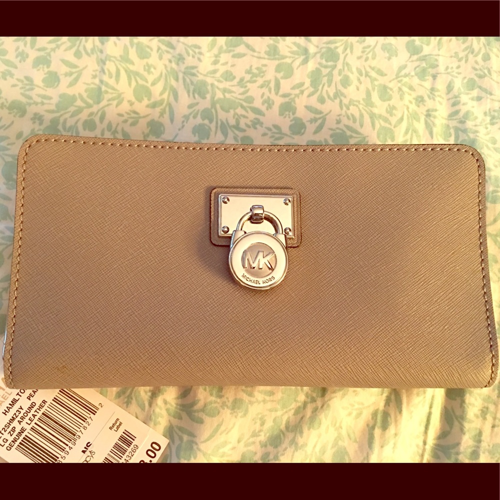 Michael Kors wallet
